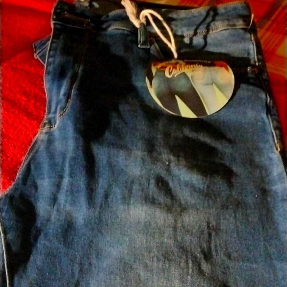 Women's Capris